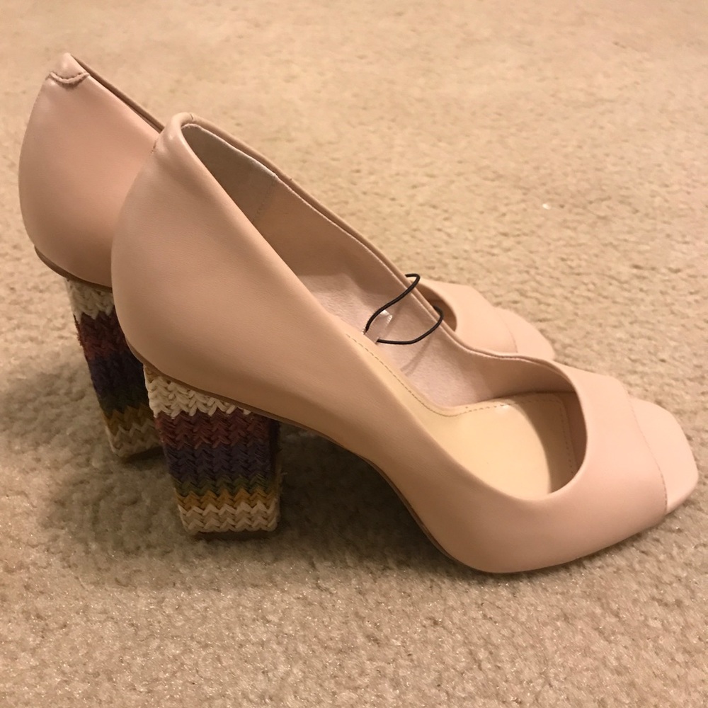 Katy Perry Cube Pump Heel Leather shoe  Size 6.5